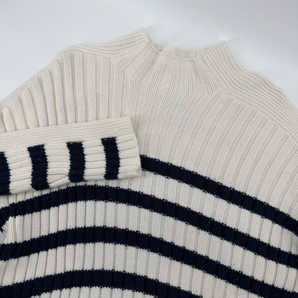 Abercrombie & Fitch Sweaters - Abercrombie Fitch Striped Mock Neck Ribbed Knit Sweater Cream Navy Women's L
